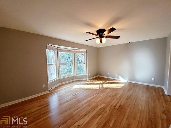 5th image of 2242 Brookfield Dr