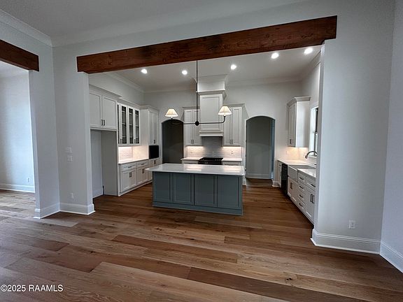 5th image of 103 Amber Pond Ln