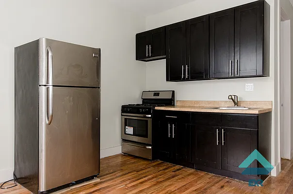 Rented by EXR | media 15