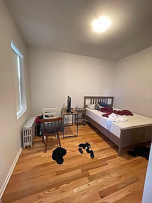 4th image of 25 Thompson St #5B
