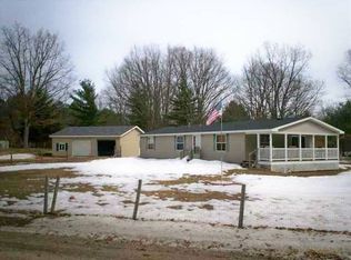 725 S Lachance Rd, Lake City, MI 49651