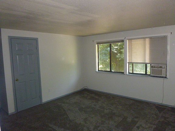 3rd image of 420 W Idaho Ave #420