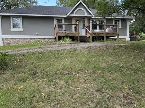 7406 E 199th St, Belton, MO 64012