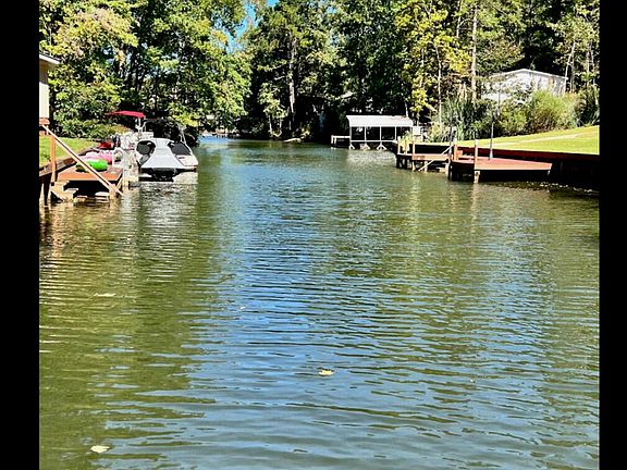 2nd image of 478 Driftwood Dr
