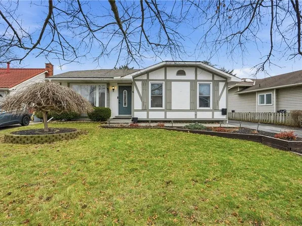 6 Willcher Dr, Saint Catharines, ON L2M 7C8