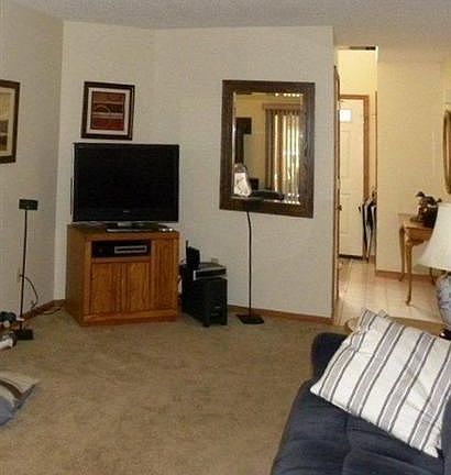 5th image of 49 Westbury Ct
