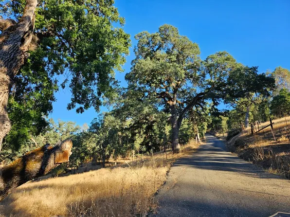 Trails End Dr, Placerville, CA 95667