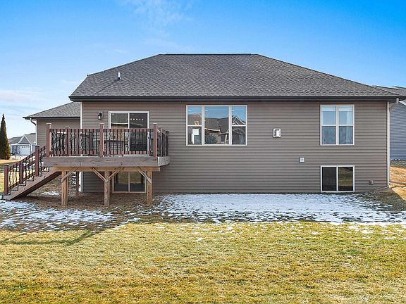 2nd image of 549 Pebblestone Cir