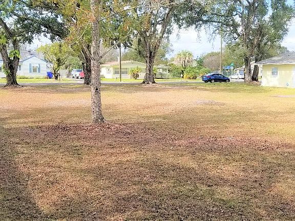 4th image of N Lavon Ave