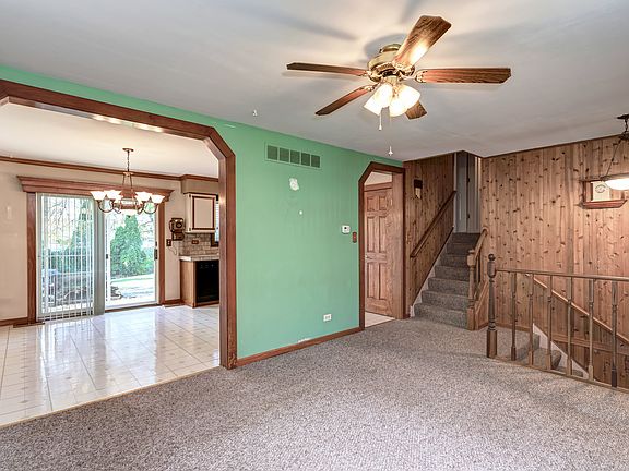5th image of 361 Lyons Dr