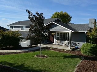 3295 Annapolis Dr, Medford, OR