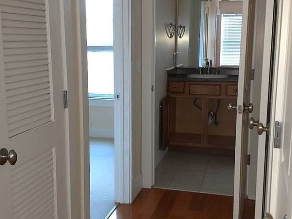 5th image of 818 State Ave