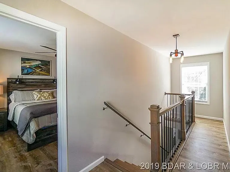 55 Arrowhead Beach Rd — Photo 2