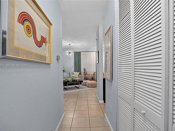 3rd image of 112 SE 28th Ter Unit 26