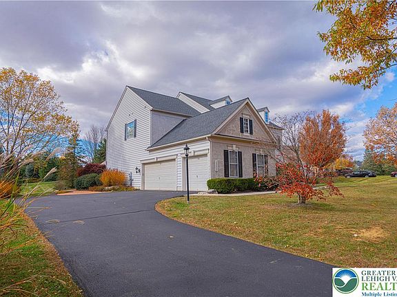 2nd image of 2252 Eldemere Cir