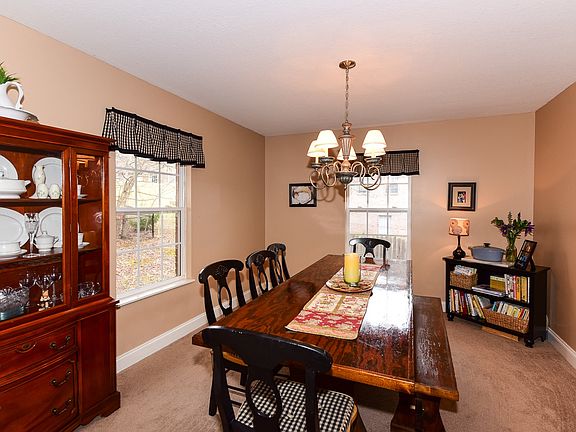 3rd image of 1322 Belleau Dr