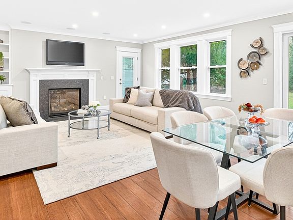 3rd image of 524 Ward St