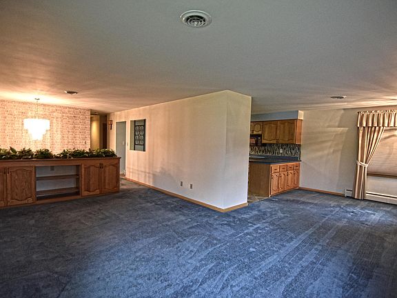 3rd image of 1228 Ed Mar Cir