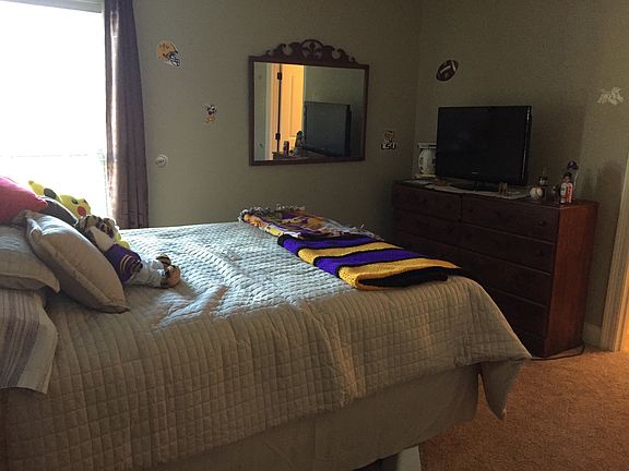 Bedroom 4 with bath