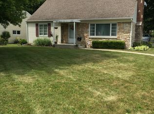 220 S Quentin Rd, Newark, OH 43055