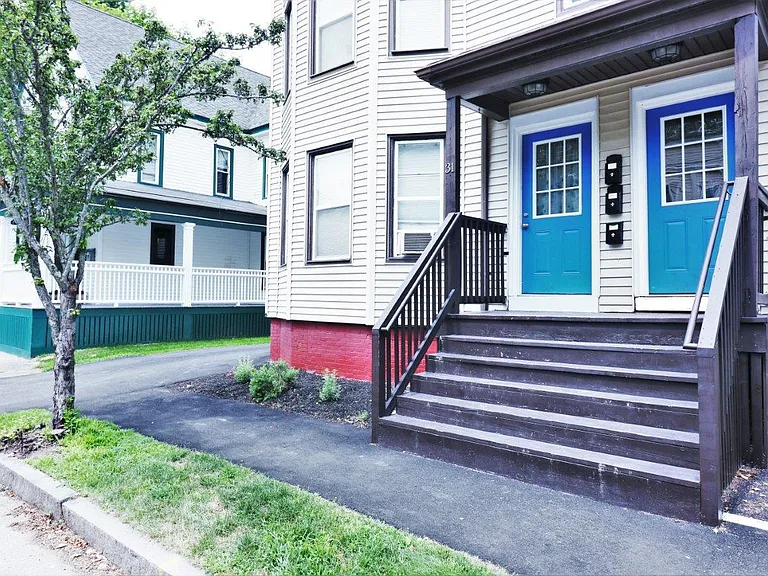 31 Frederic St #4 — Photo 15