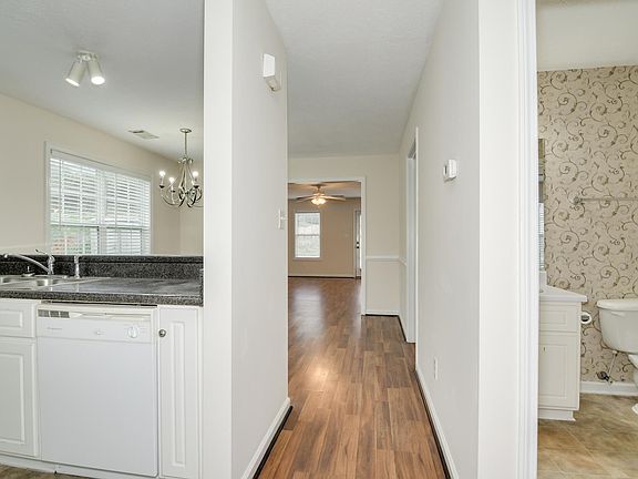 3rd image of 2131 Whitney South Dr