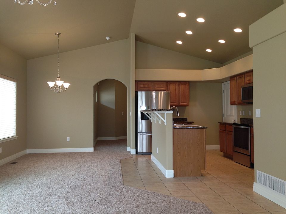 Kitchen and Dinning
