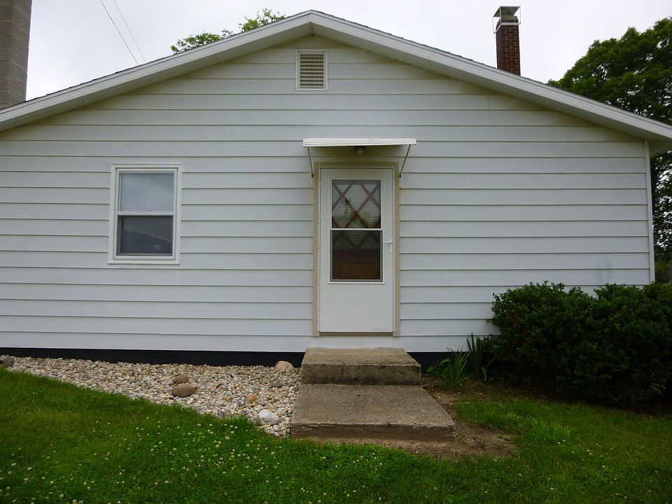 2nd image of 12858 E Mn Ave