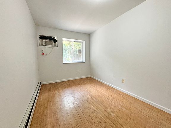 5th image of 242 Mac Dougal St #1A