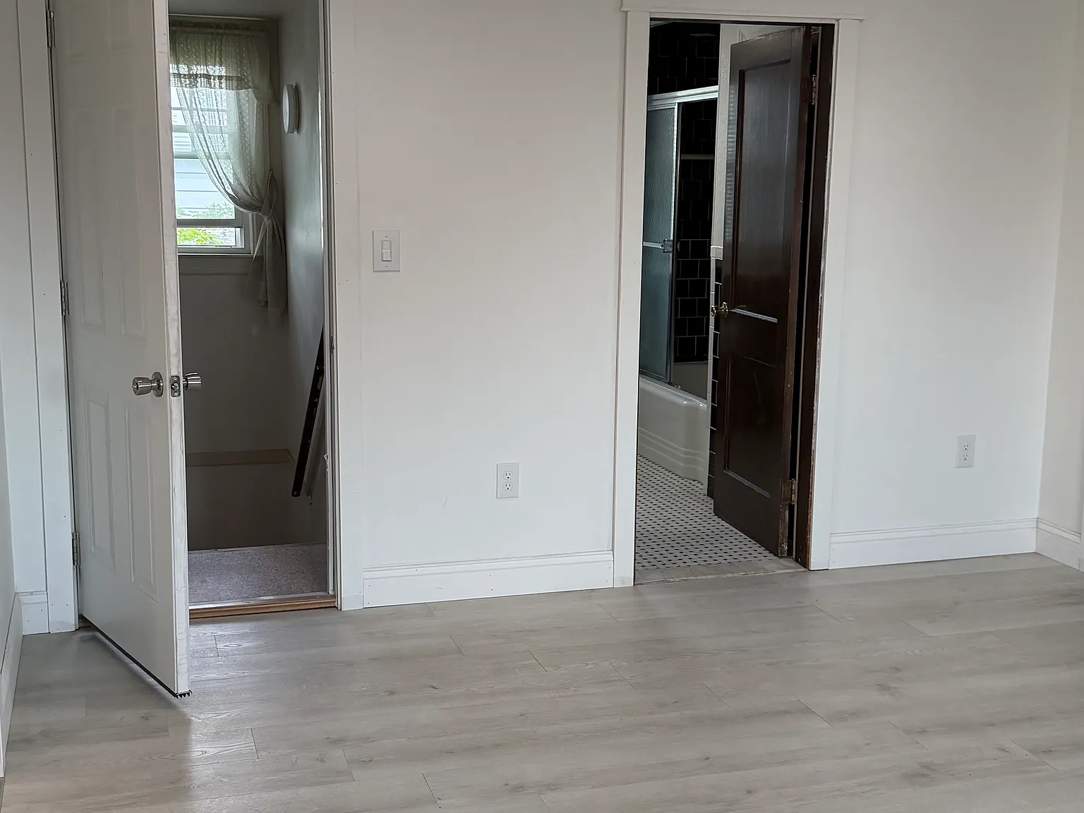 2 bed, 700 sqft, $1,700 — Photo 2