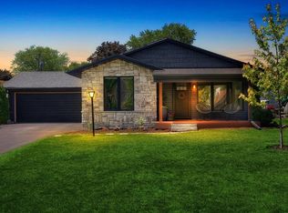 2844 Brook Ct, La Crosse, WI 54601