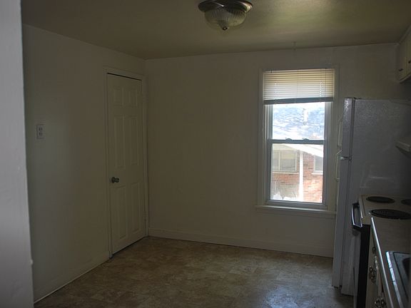 4th image of 316 N Dade Ave