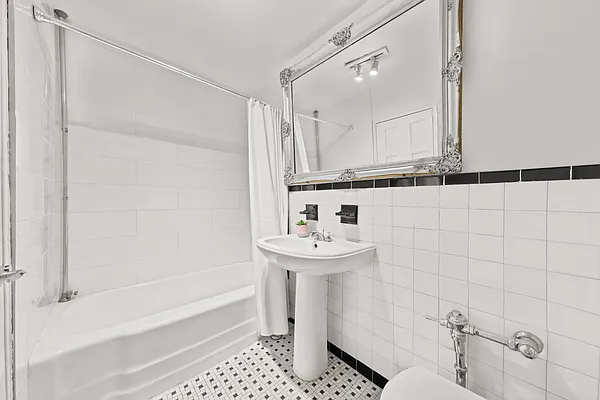 Rented by Corcoran | media 10