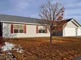 2118 Pebbleview Loop, Bismarck, ND 58503