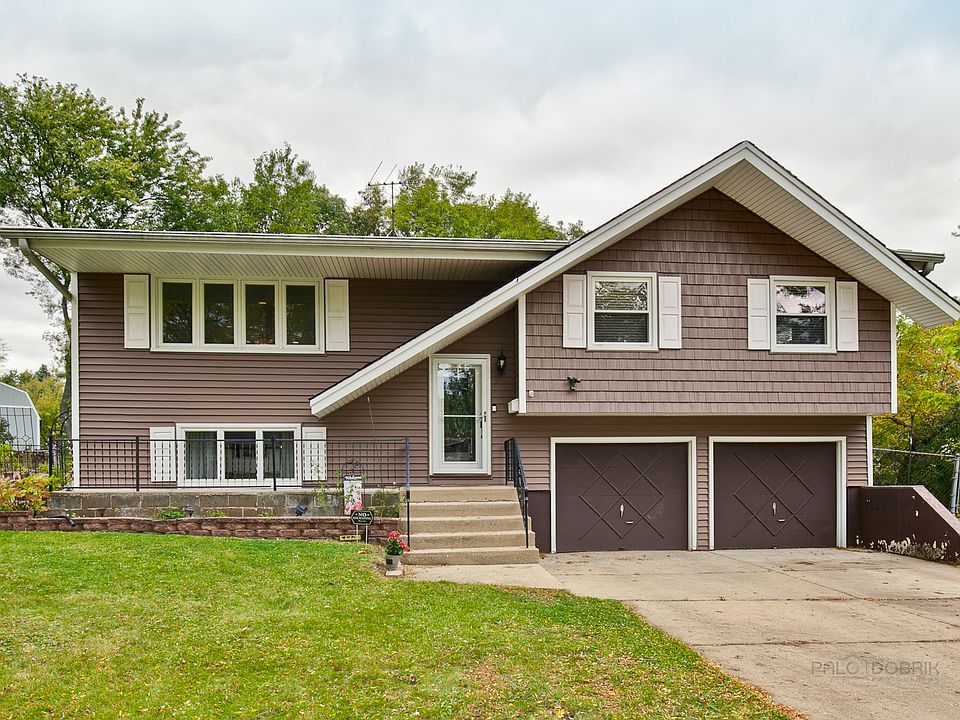 1st image of 417 Cole Ct