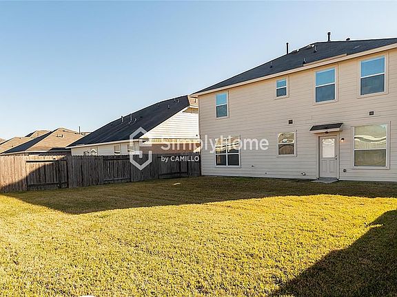 3rd image of 7 Leisure Shore Ct