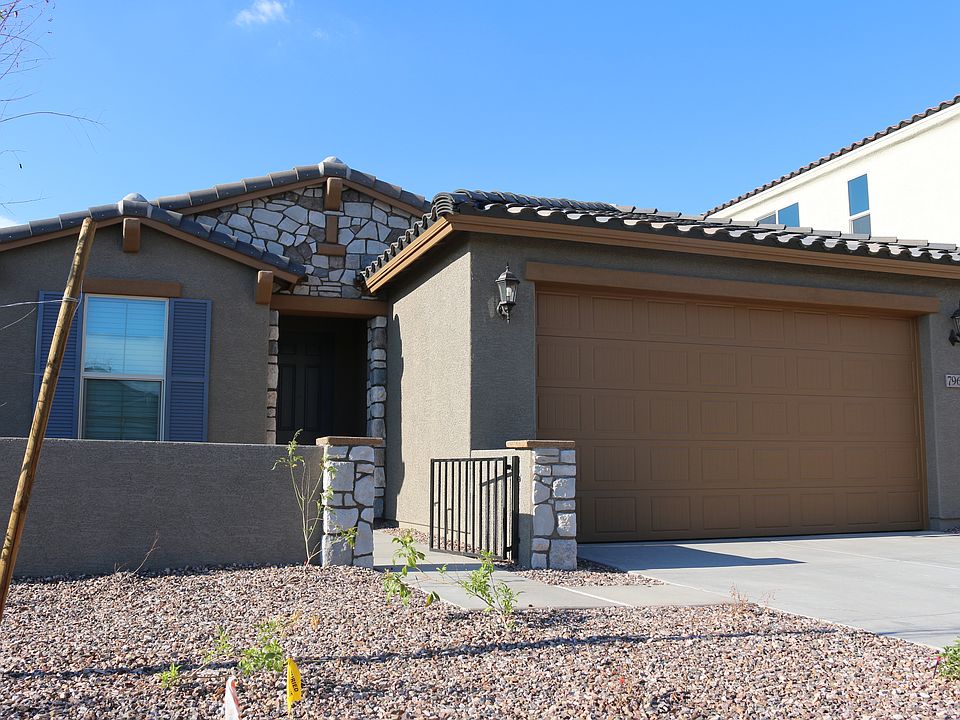 Outside of the house, 2 car-garage