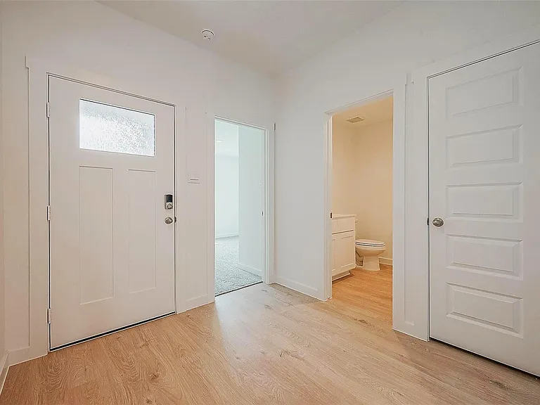 1210 Via Del Corso Ln — Photo 9