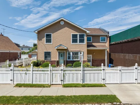 102-14 217 Lane, Queens Village, NY 11429