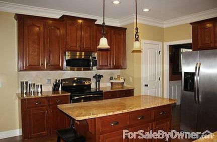 4th image of 7436 Cash Ln
