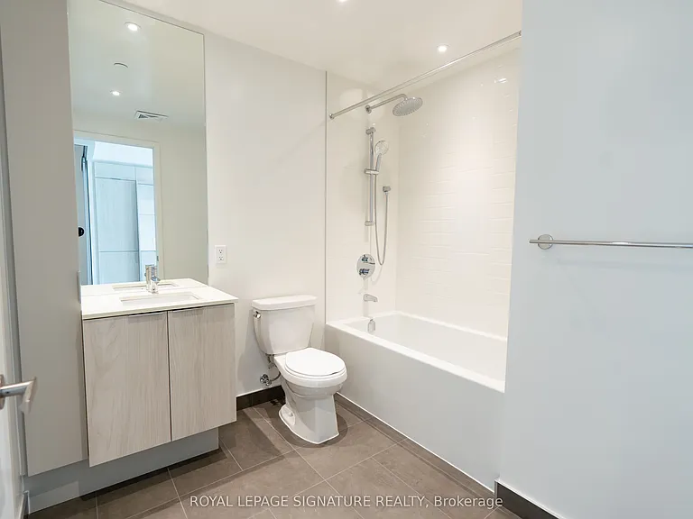 448 Burnhamthorpe Rd W #4312 — Photo 12