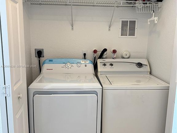 4th image of 10242 NW 7th St Unit 204