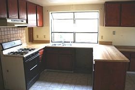 5th image of 9909 Bexley Dr