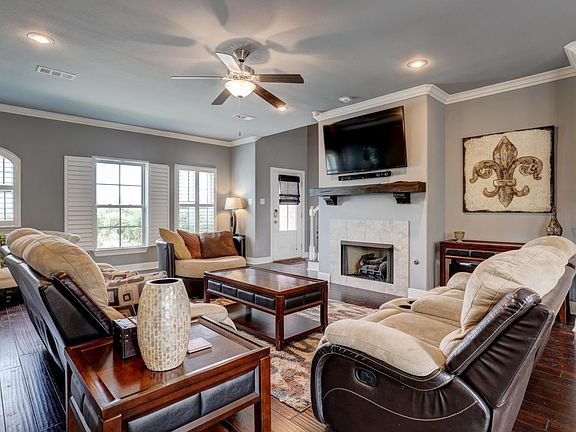 5th image of 104 Stonehurst Dr
