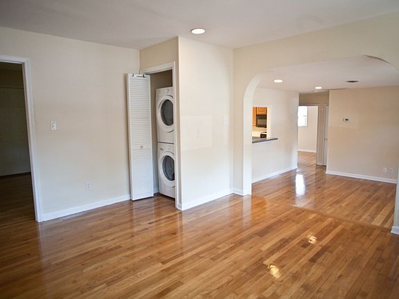 5th image of 611 Hillsborough St APT 6