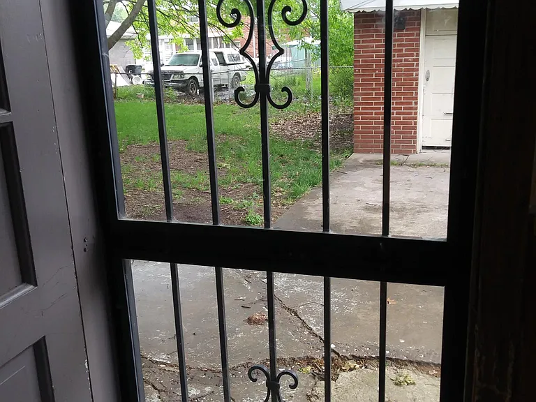 Back door access to lower level