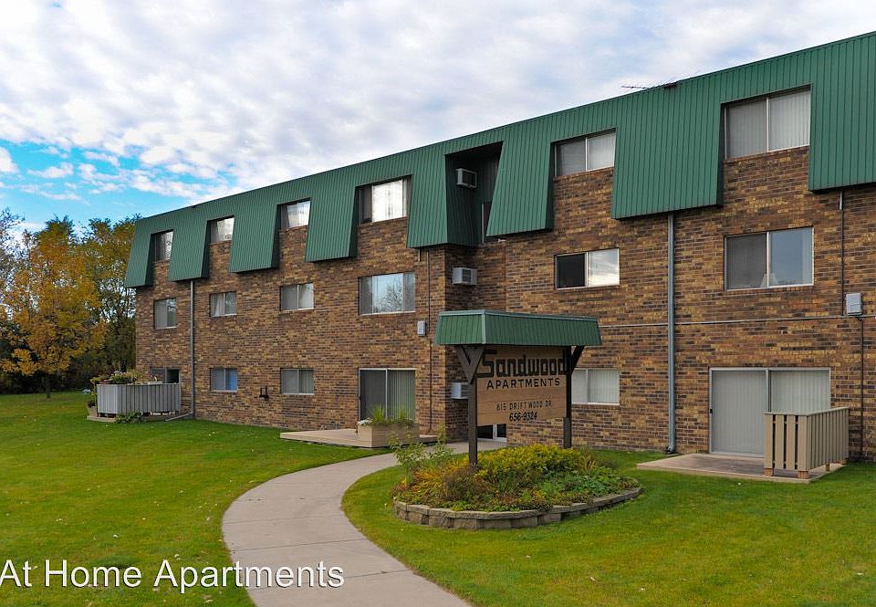 1st image of 815 Driftwood Dr APT 13