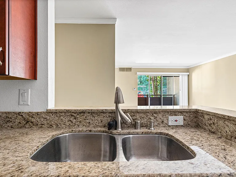 1621 Hotel Cir S #E103 — Photo 6