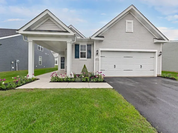 6052 Lawthorn Dr #13, Westerville, OH 43081