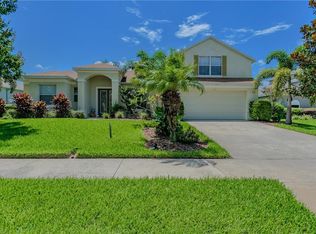 2944 Majestic Isle Dr, Clermont, FL 34711